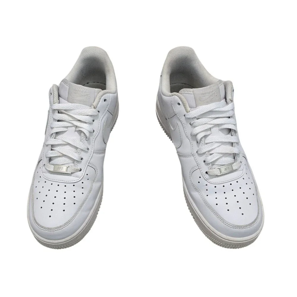 Nike Air Force 1 Low 07 Sneakers Mens Size 9 Triple White Shoes CW2288-111